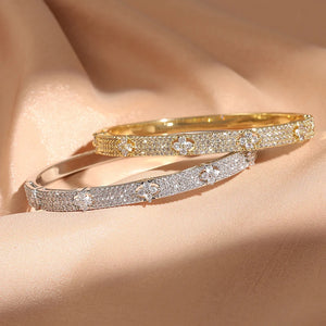 Four Leaf Flower  Zircon Bracelet